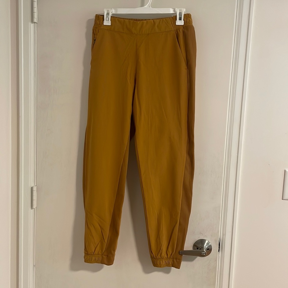 Athleta Brooklyn Jogger